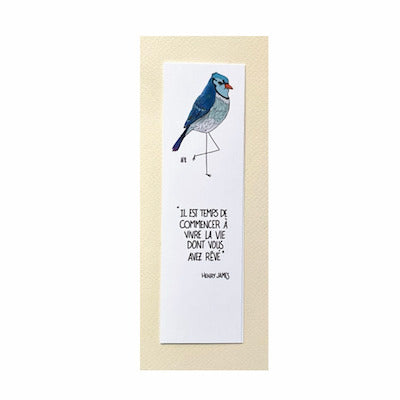 Marque-pages avec le dessin d'un oiseau bleu imaginé. Et une citation d'Henry James. Le dessin et la citation sont réhaussés de verni sélectif. Idée cadeau, Noel, anniversaire
